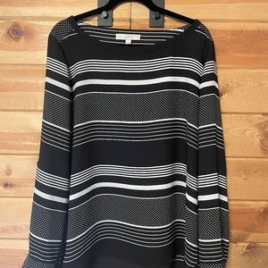 Anne Taylor Loft Black & White Blouse